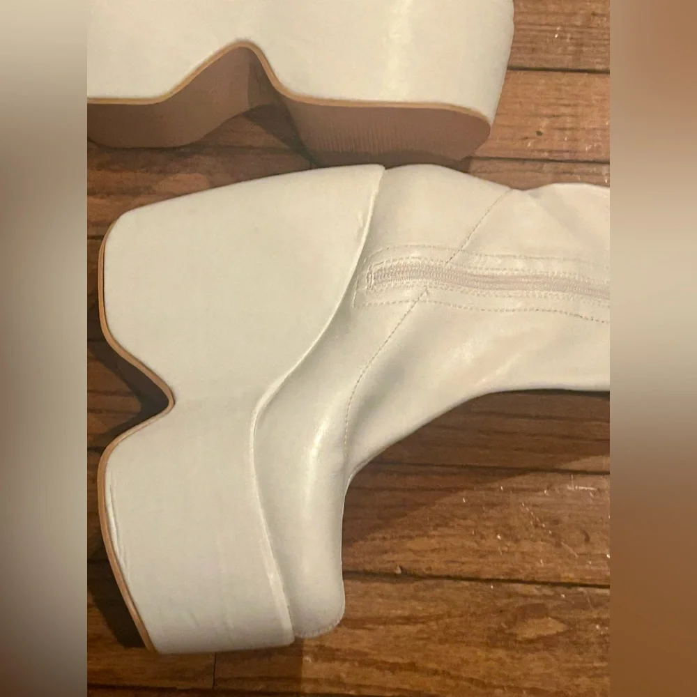 Azalea Wang Lovely White Platform Stretch Sock Vegan Bootie Size 8 - Picture 5 of 15